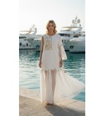 Robe longue brodée or Tunisie – Élégance fluide