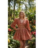 Robe courte brodée Tunisie – Élégance romantique